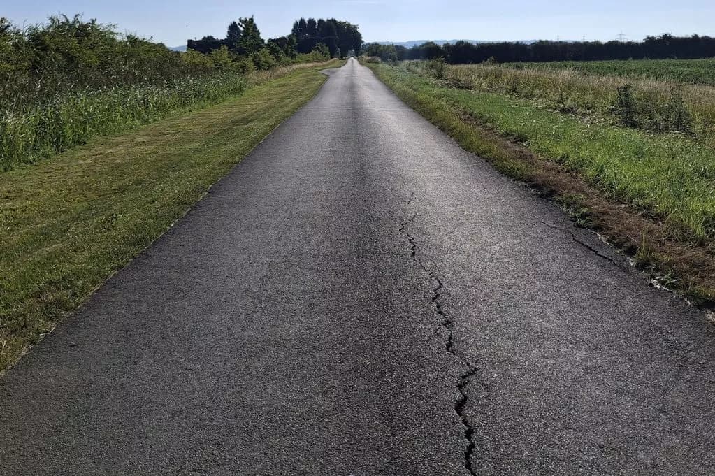 What Are The East Yorkshire Road Closures In Broomfleet For October 2025?