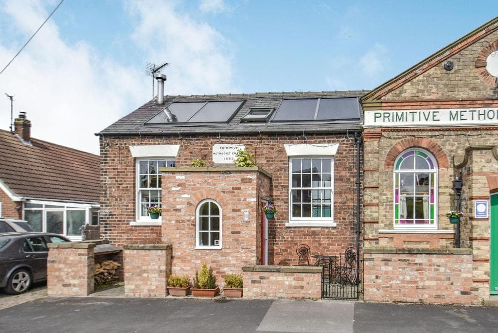 Accommodation at The Old Chapel, Hull in goxhill
