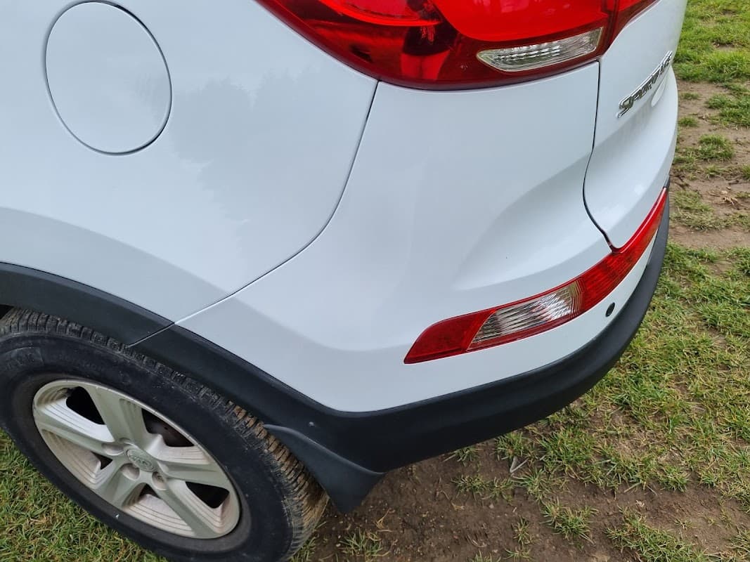 Webbs Auto Body Shop - Garages in conisbrough