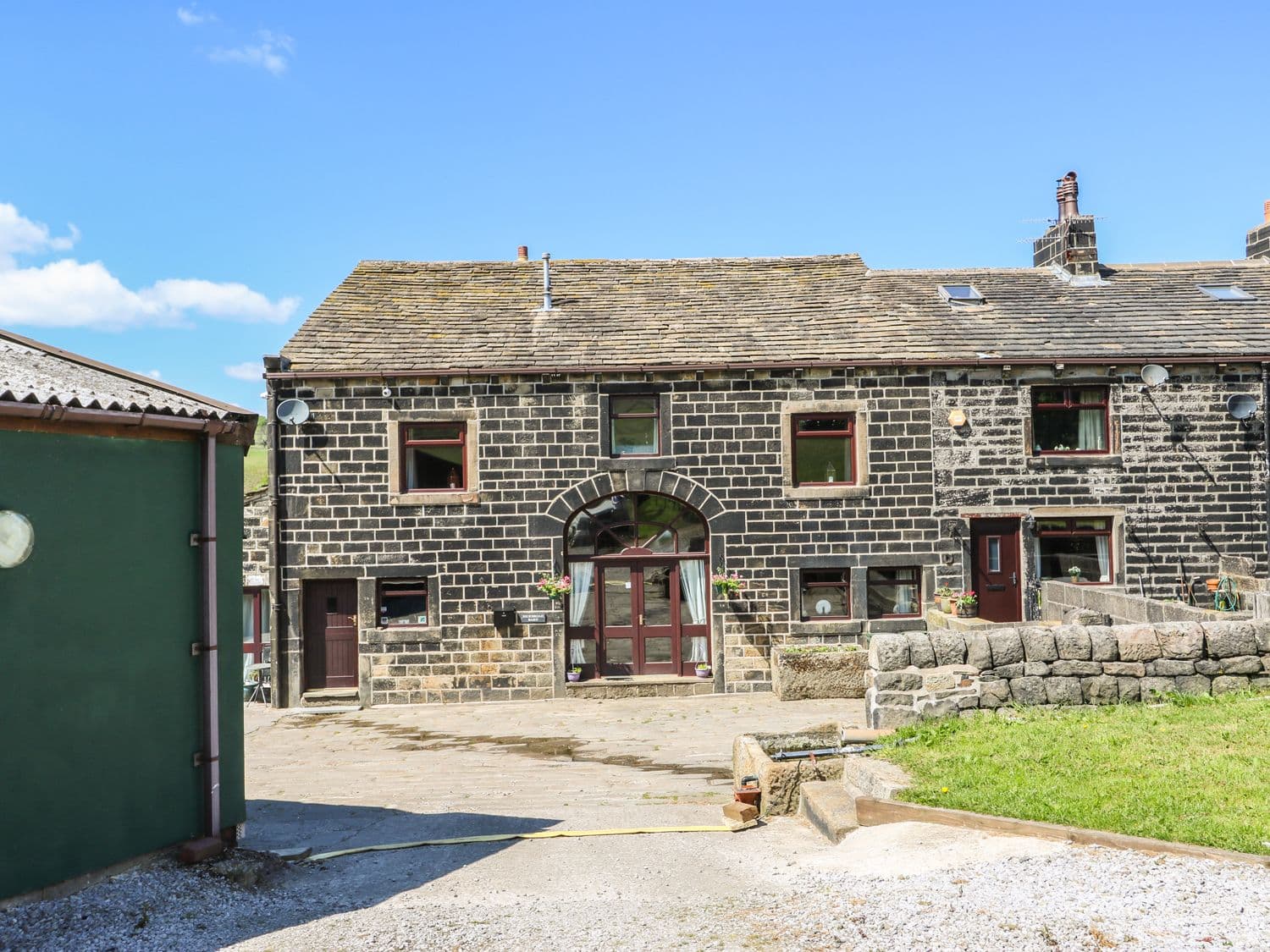 Shoebroad Barn Image 5