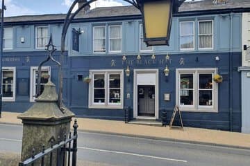 Accommodation at The Black Hat in menston