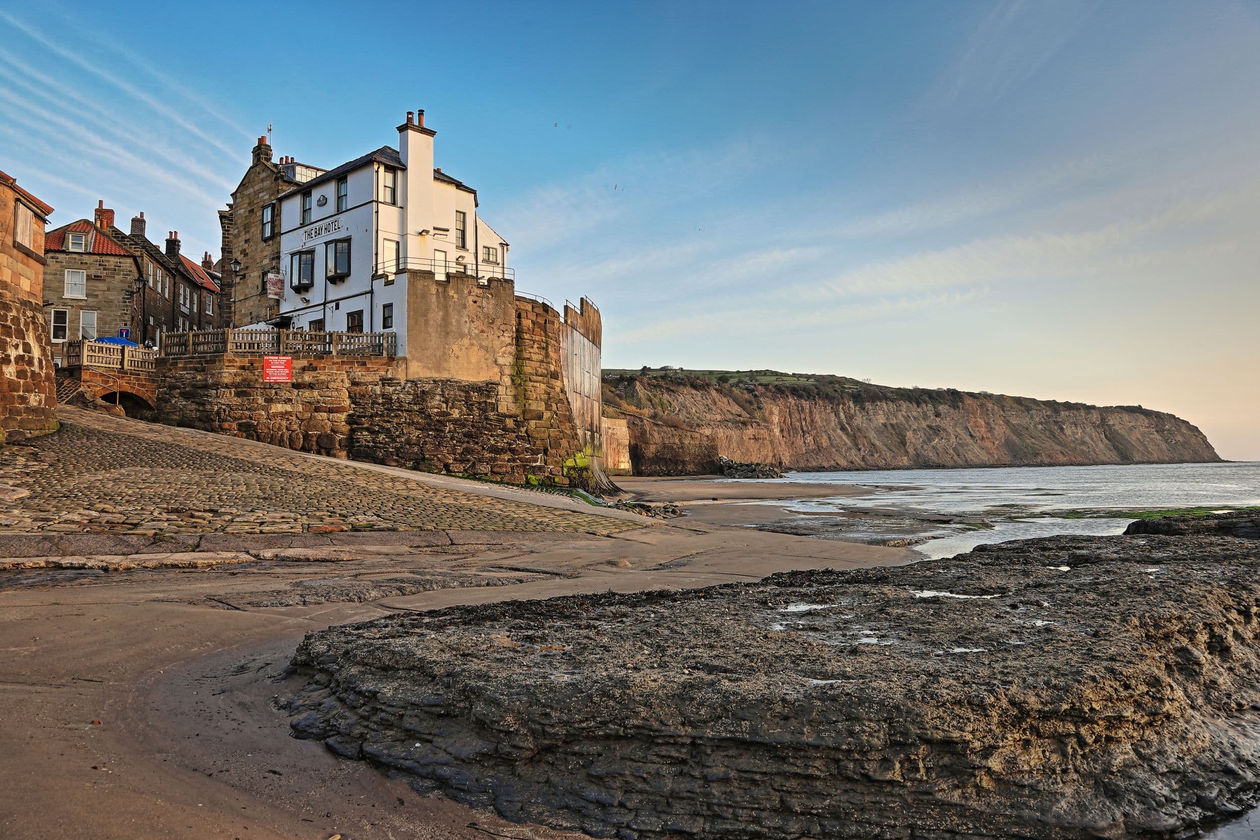Robin Hoodโs Bay Named Among UKโs Cleanest Beaches in New Litter Study