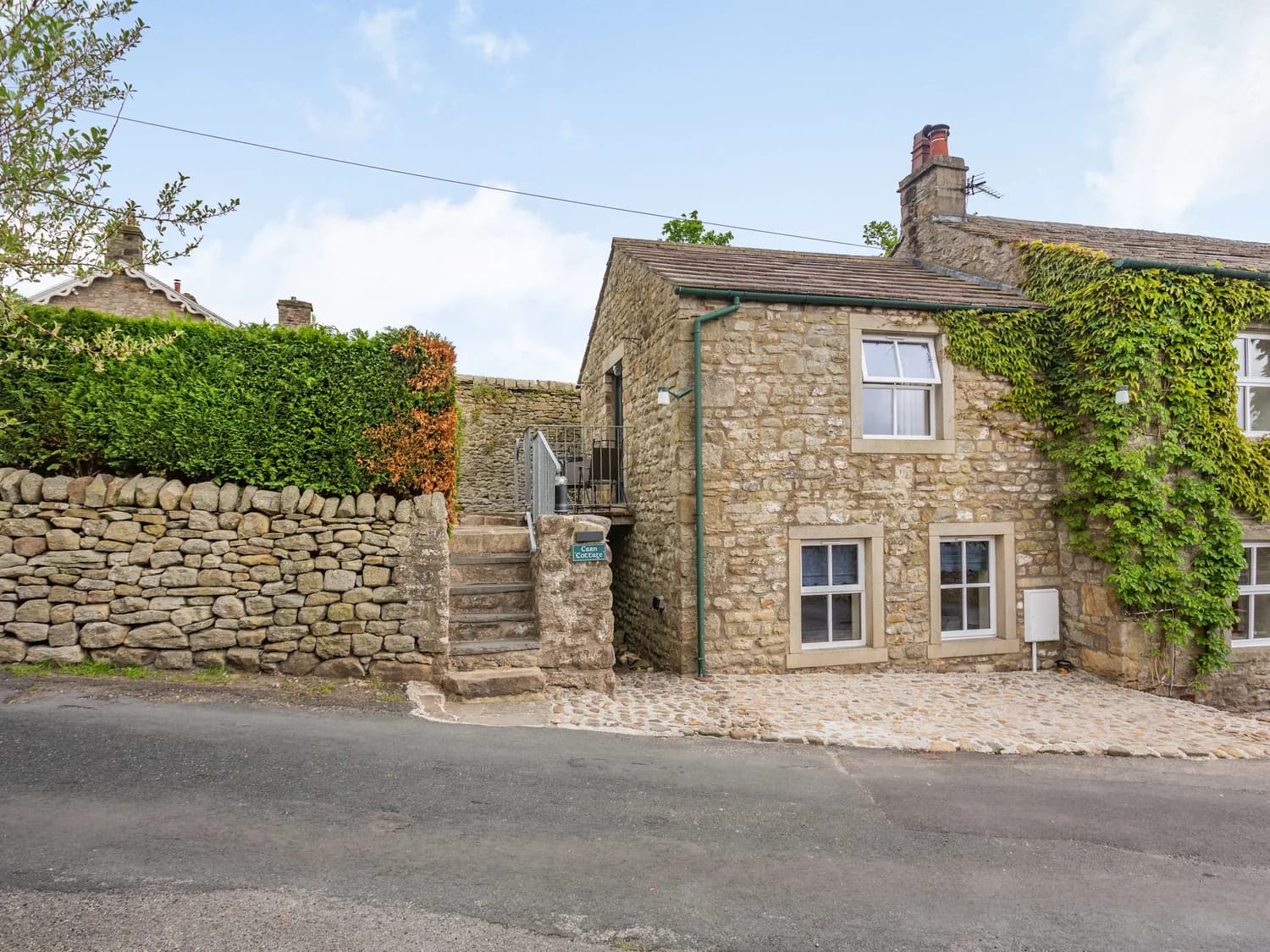 Accommodation at Carn Cottage in long preston