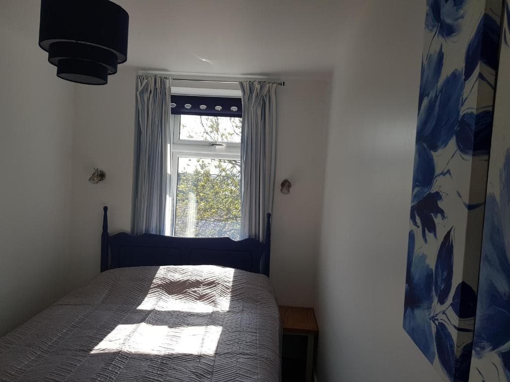Accommodation at The Old Albion at Plover Cottage Lindley in huddersfield