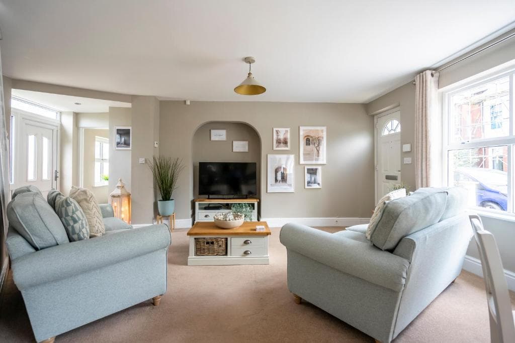 Accommodation at Southbank Cottage in york
