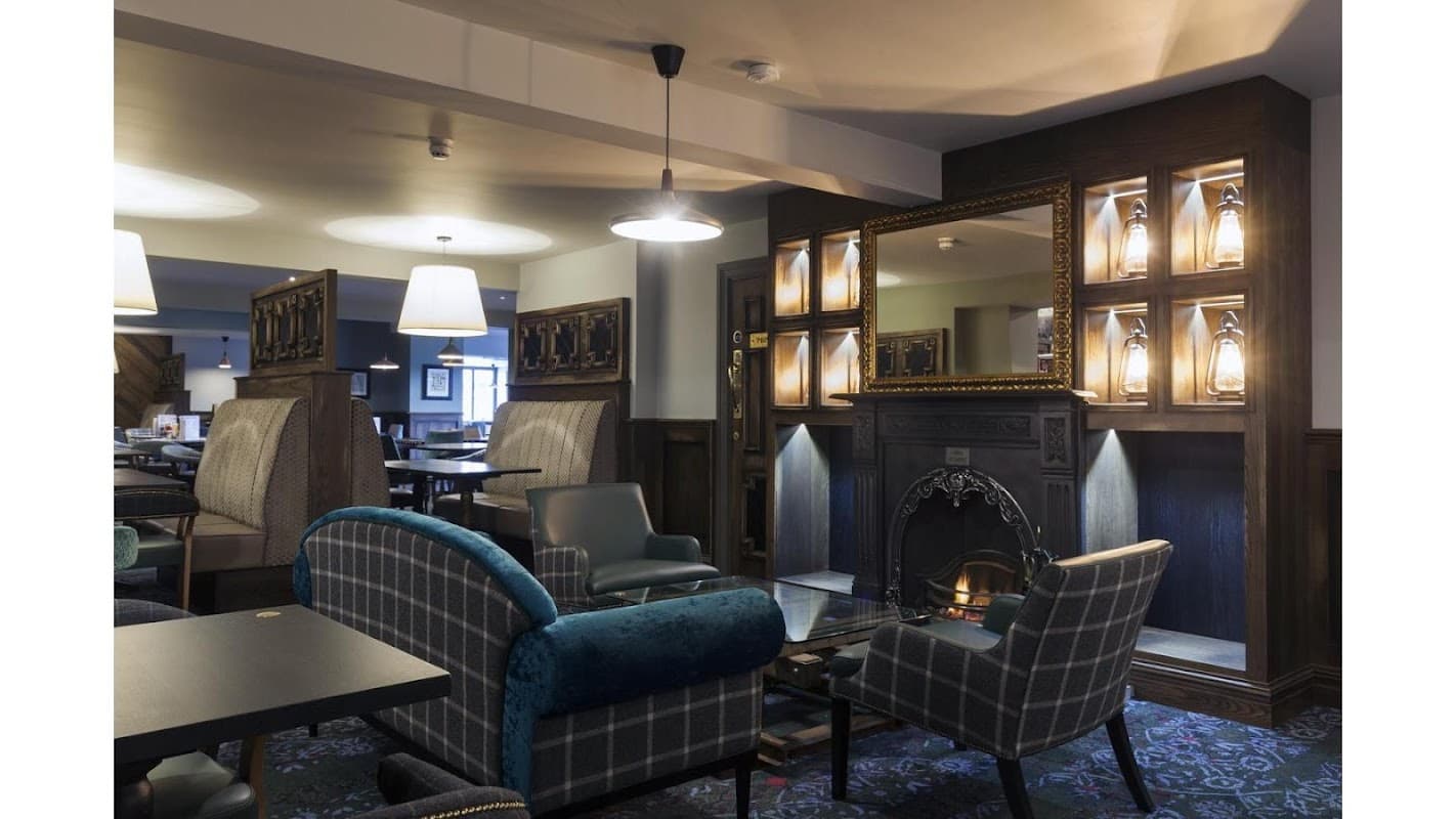 Dining at The Briggate - JD Wetherspoon in garforth