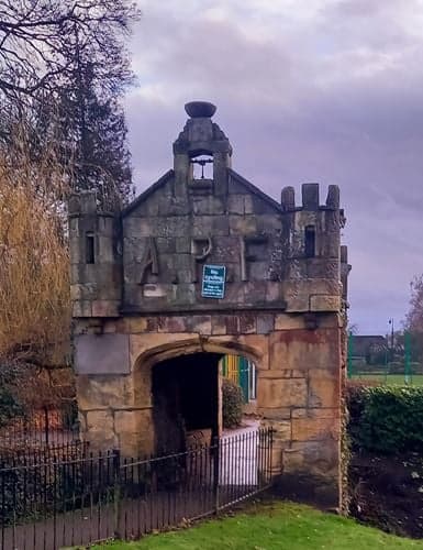 The Fruit House - Attraction in howden